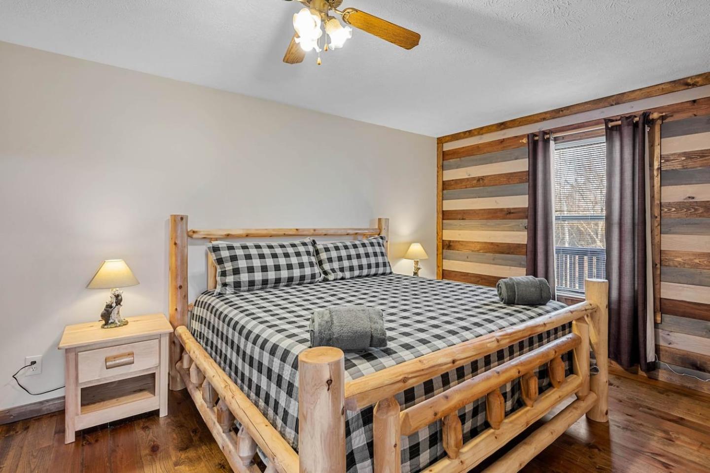 סביירוויל Dog Friendly! Views! Hot Tub! Close To Pf! Gsmnp מראה חיצוני תמונה