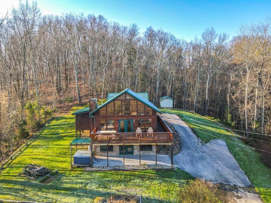 סביירוויל Dog Friendly! Views! Hot Tub! Close To Pf! Gsmnp מראה חיצוני תמונה
