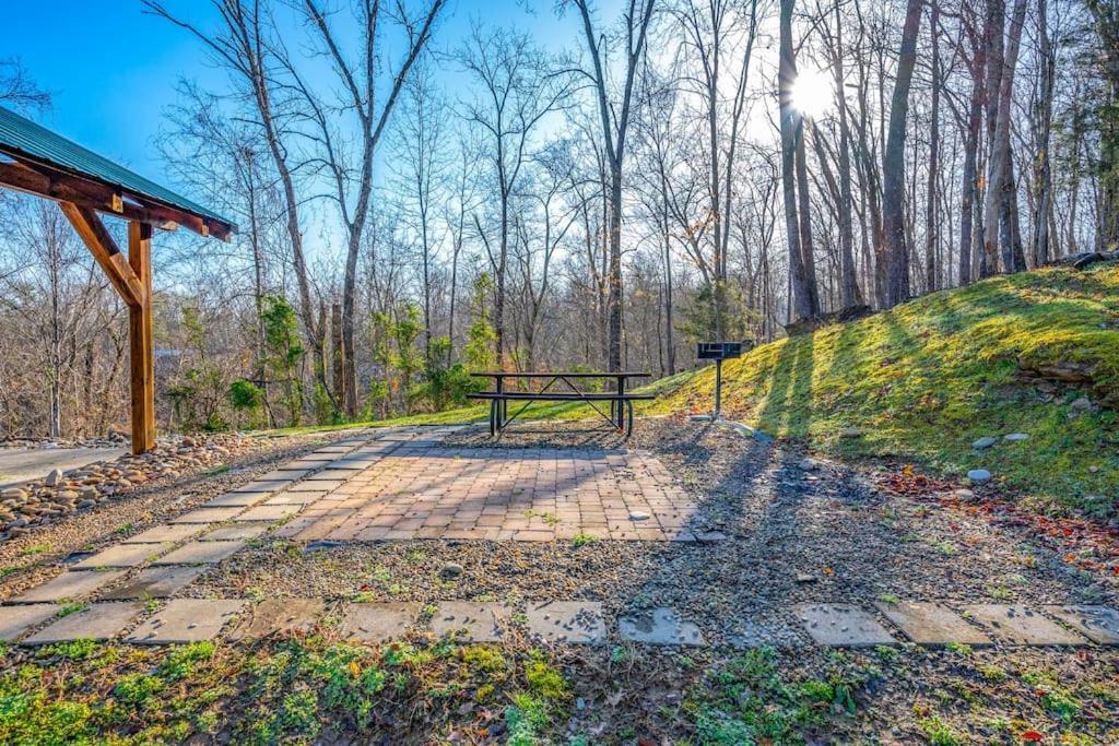 סביירוויל Dog Friendly! Views! Hot Tub! Close To Pf! Gsmnp מראה חיצוני תמונה