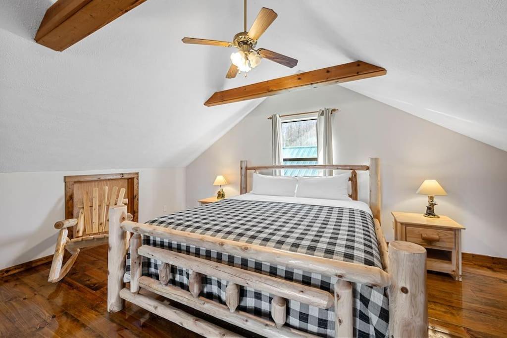 סביירוויל Dog Friendly! Views! Hot Tub! Close To Pf! Gsmnp מראה חיצוני תמונה
