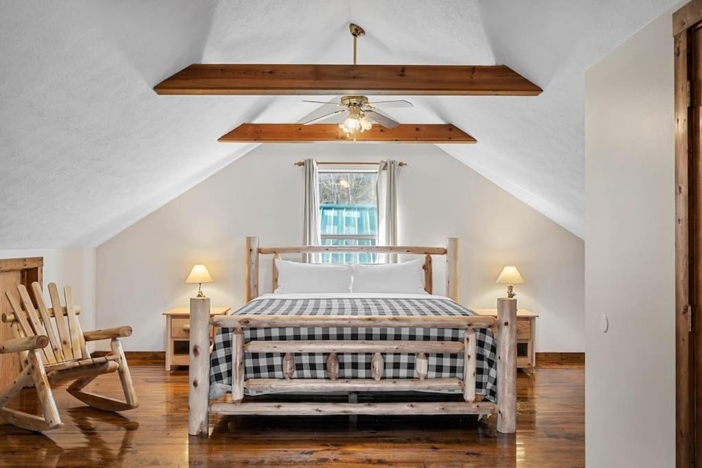 סביירוויל Dog Friendly! Views! Hot Tub! Close To Pf! Gsmnp מראה חיצוני תמונה